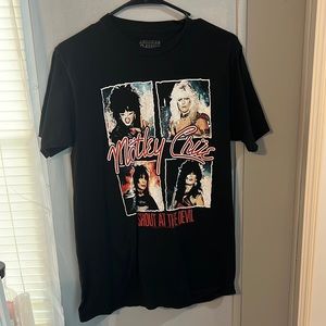 motley crue t shirt